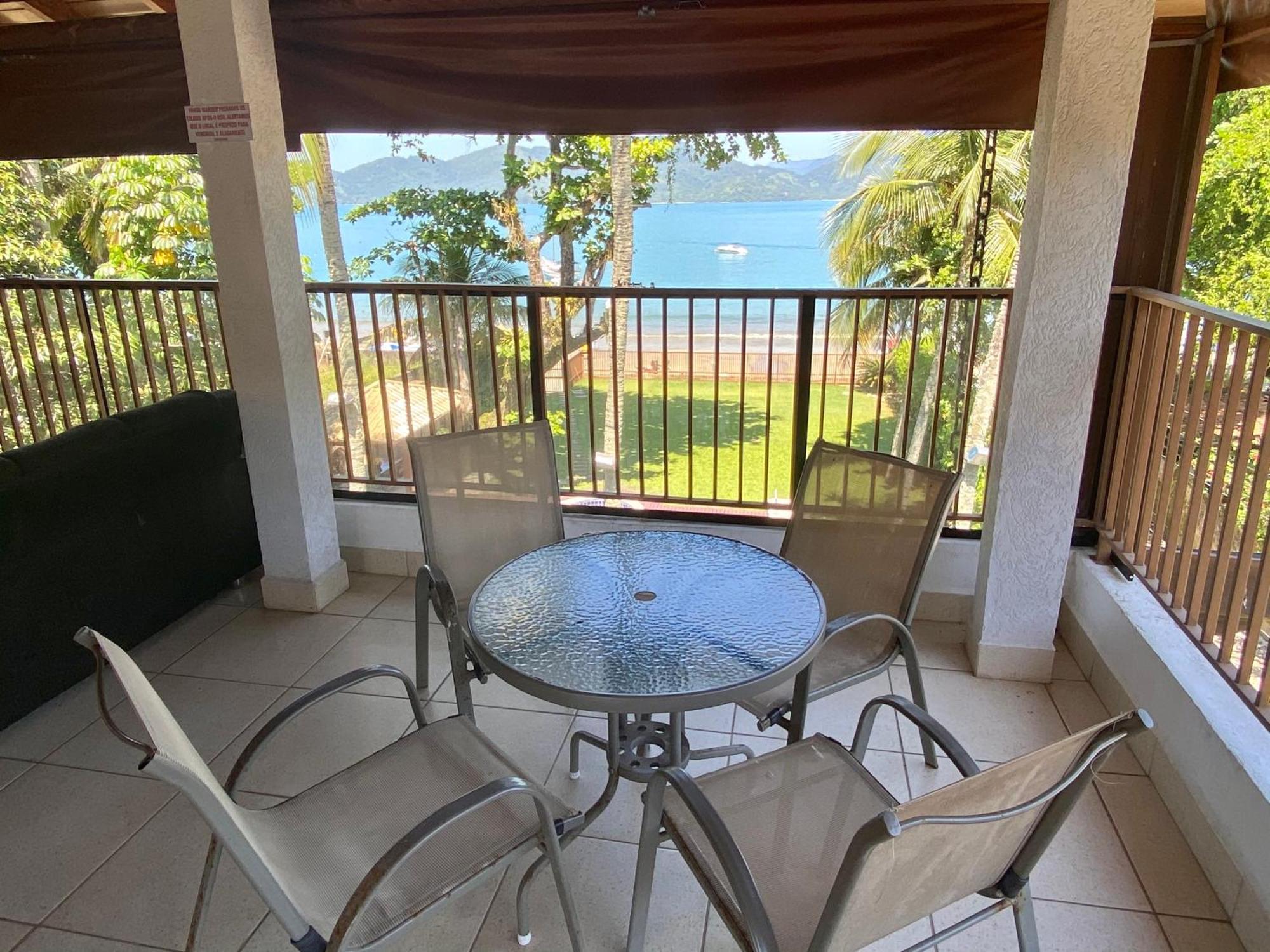 Magnifica Casa Pe Na Areia 4 C/ Ar E Piscina Holiday home *