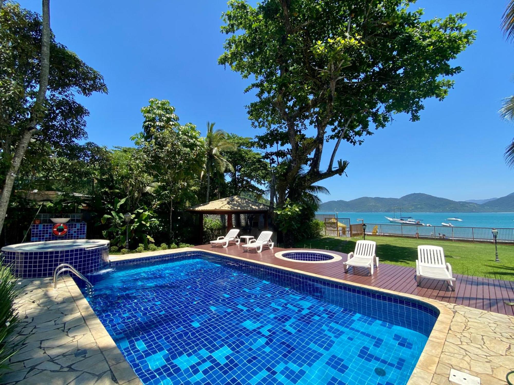 Magnifica Casa Pe Na Areia 4 C/ Ar E Piscina Holiday home
